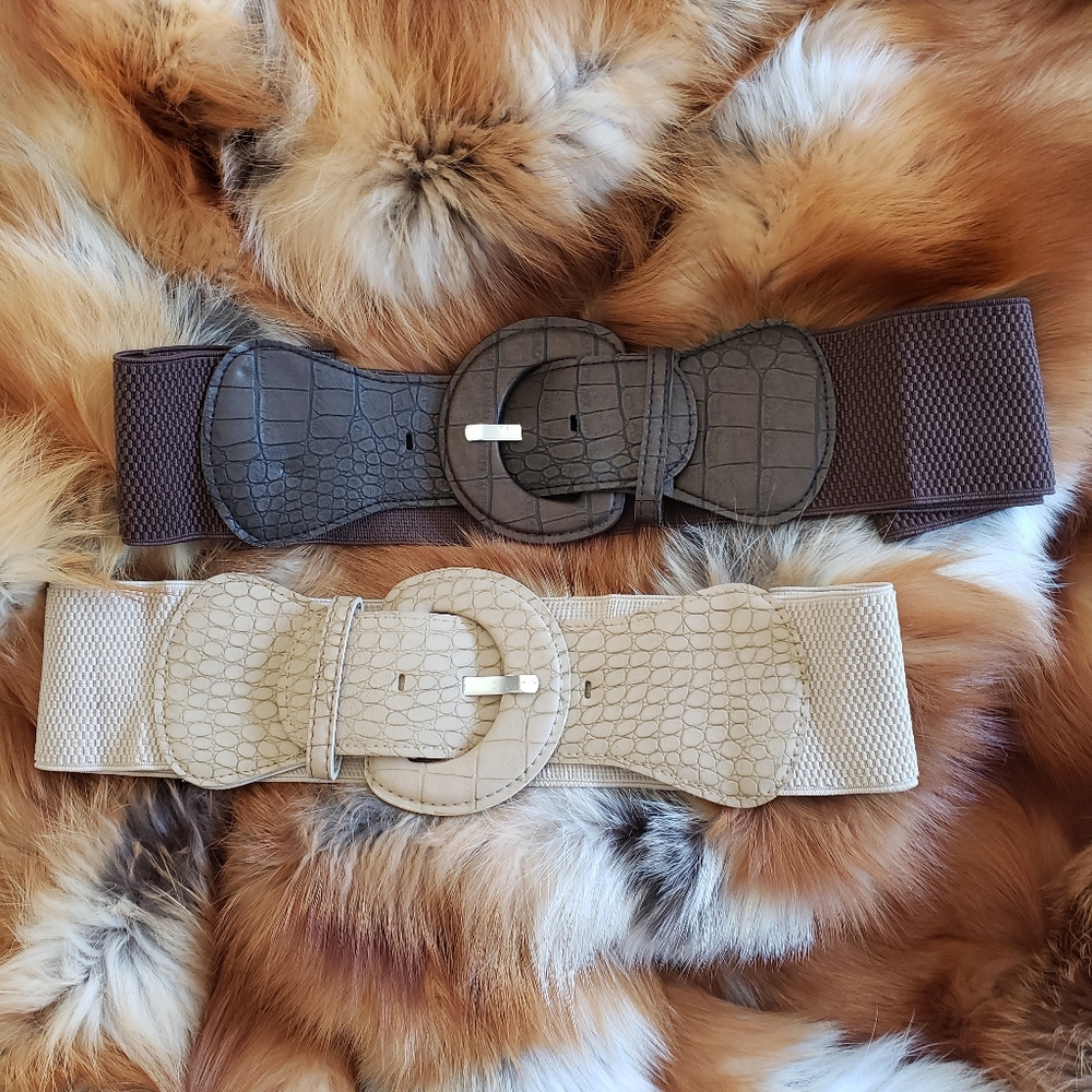 NWT - Stretch Belt Faux Leather